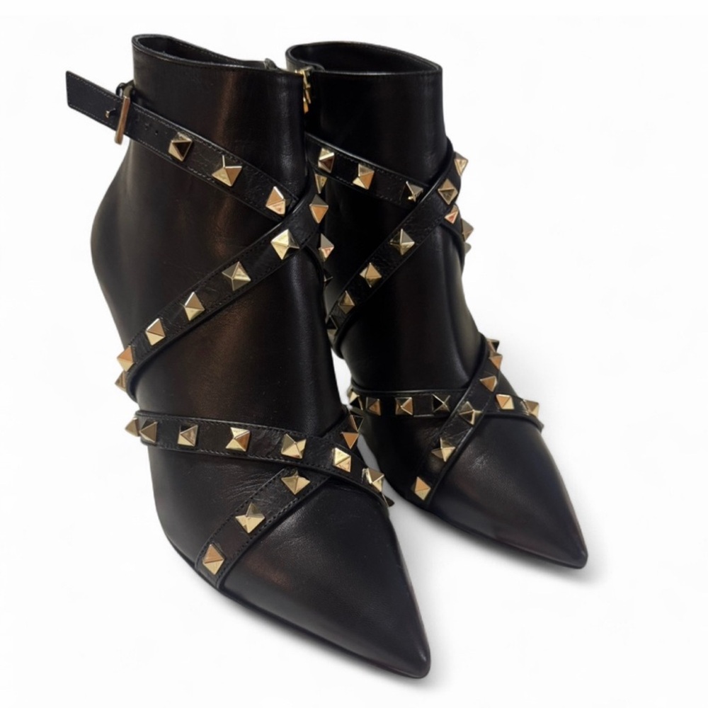 Black studded Valentino for sale in size US 5.5